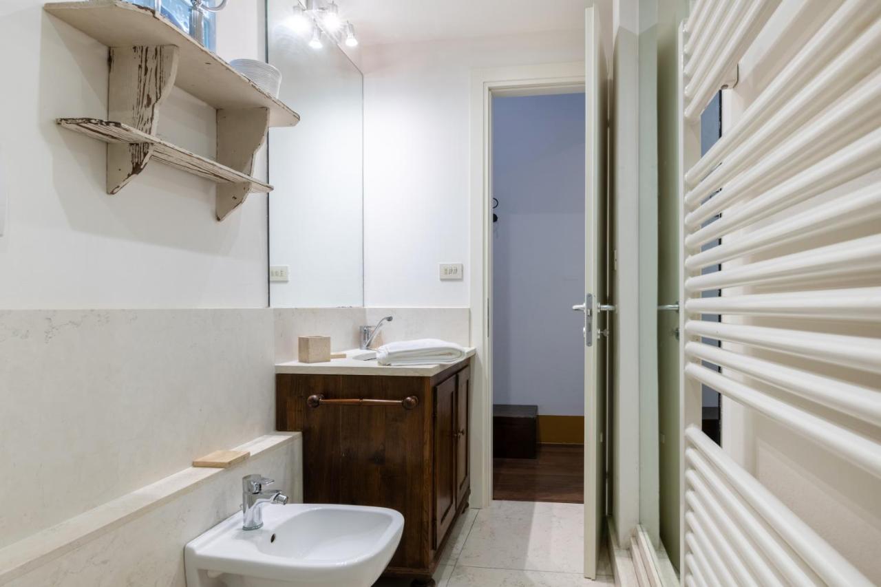 Exclusive Elegant Apartment In Pieno Centro! X4 Rimini Exteriör bild