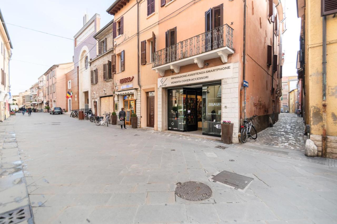 Exclusive Elegant Apartment In Pieno Centro! X4 Rimini Exteriör bild