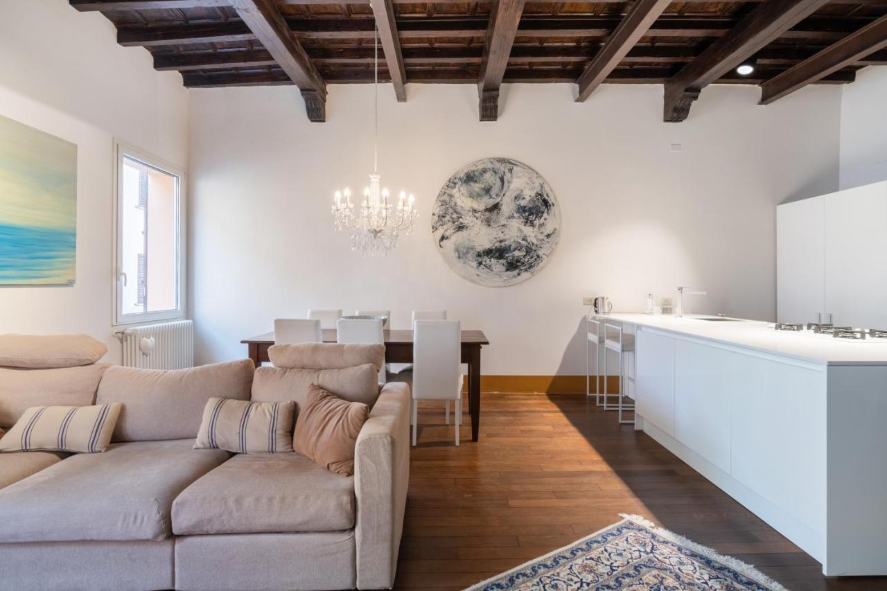 Exclusive Elegant Apartment In Pieno Centro! X4 Rimini Exteriör bild