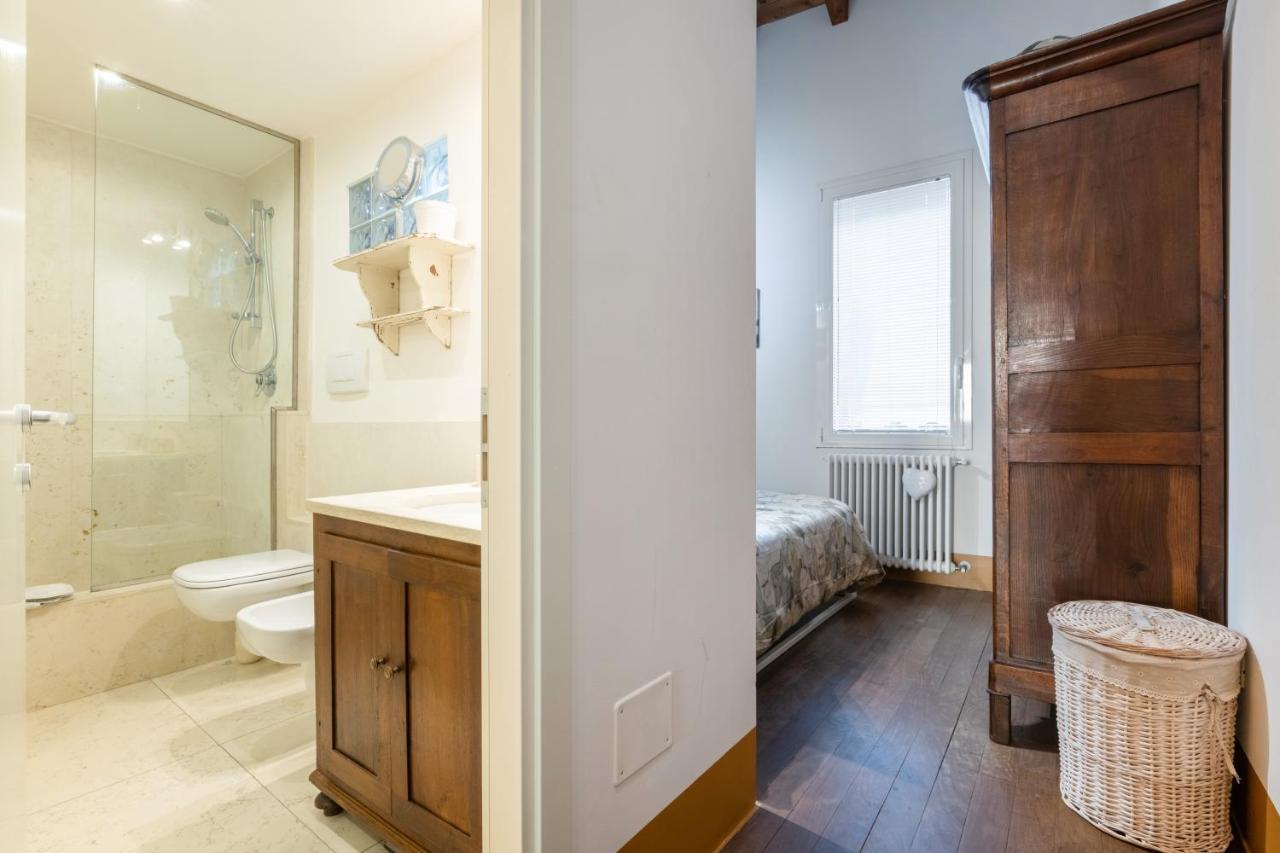 Exclusive Elegant Apartment In Pieno Centro! X4 Rimini Exteriör bild