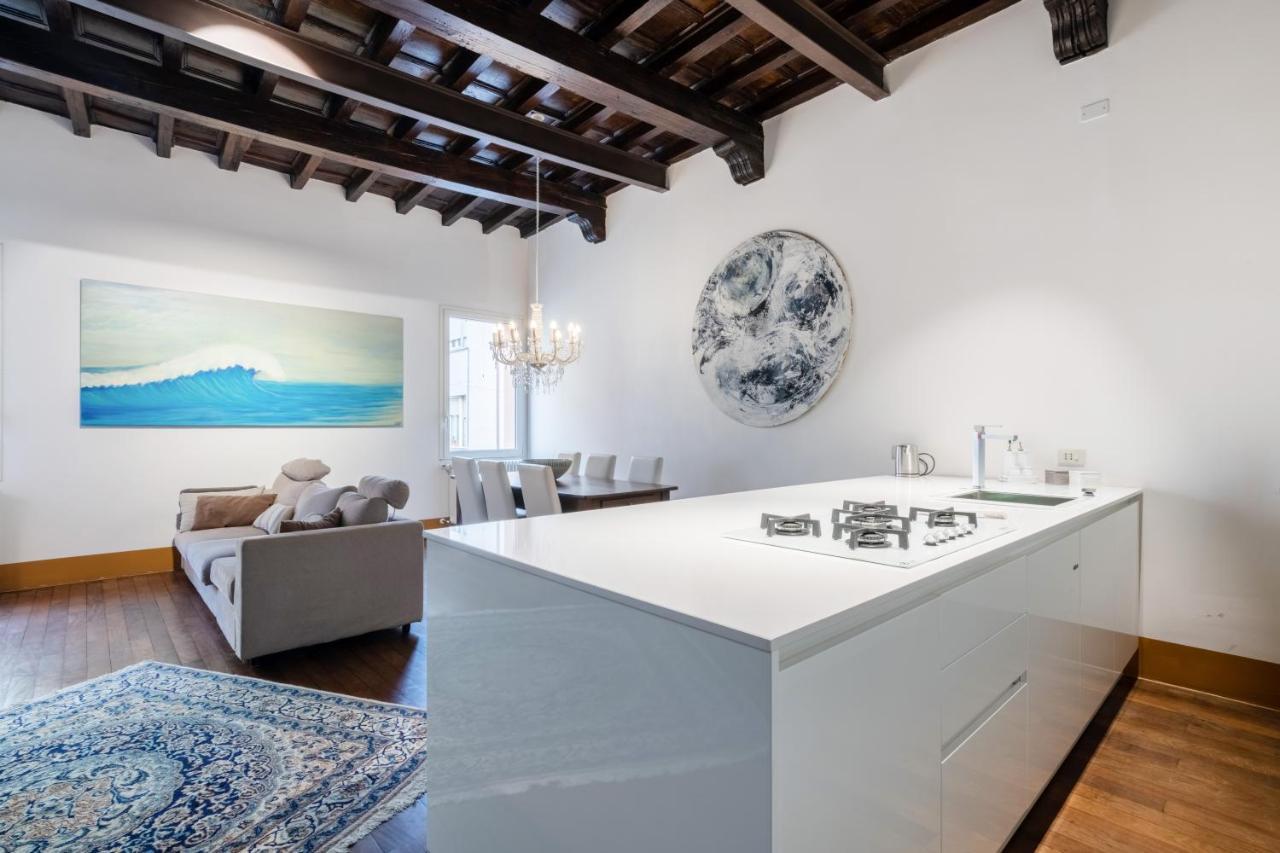 Exclusive Elegant Apartment In Pieno Centro! X4 Rimini Exteriör bild
