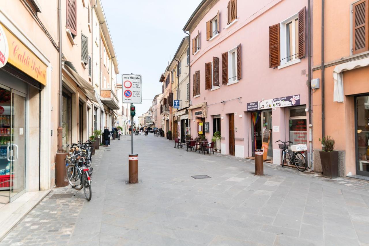 Exclusive Elegant Apartment In Pieno Centro! X4 Rimini Exteriör bild